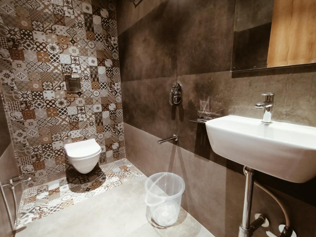 Hotel Prasad Nx Мумбаи Экстерьер фото