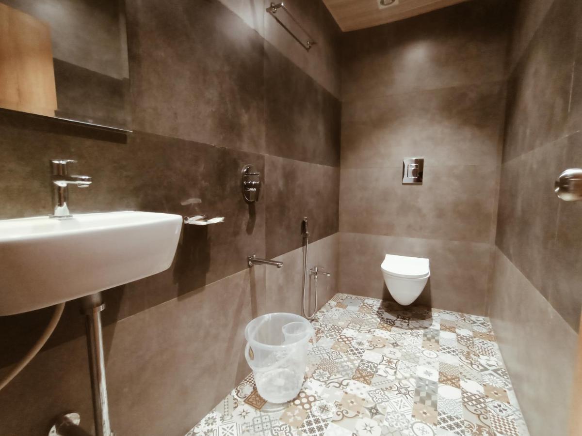 Hotel Prasad Nx Мумбаи Экстерьер фото